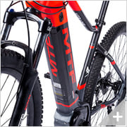 Bicicletta elettrica Mountain e-Bike CANYON 5.2: particolare batteria